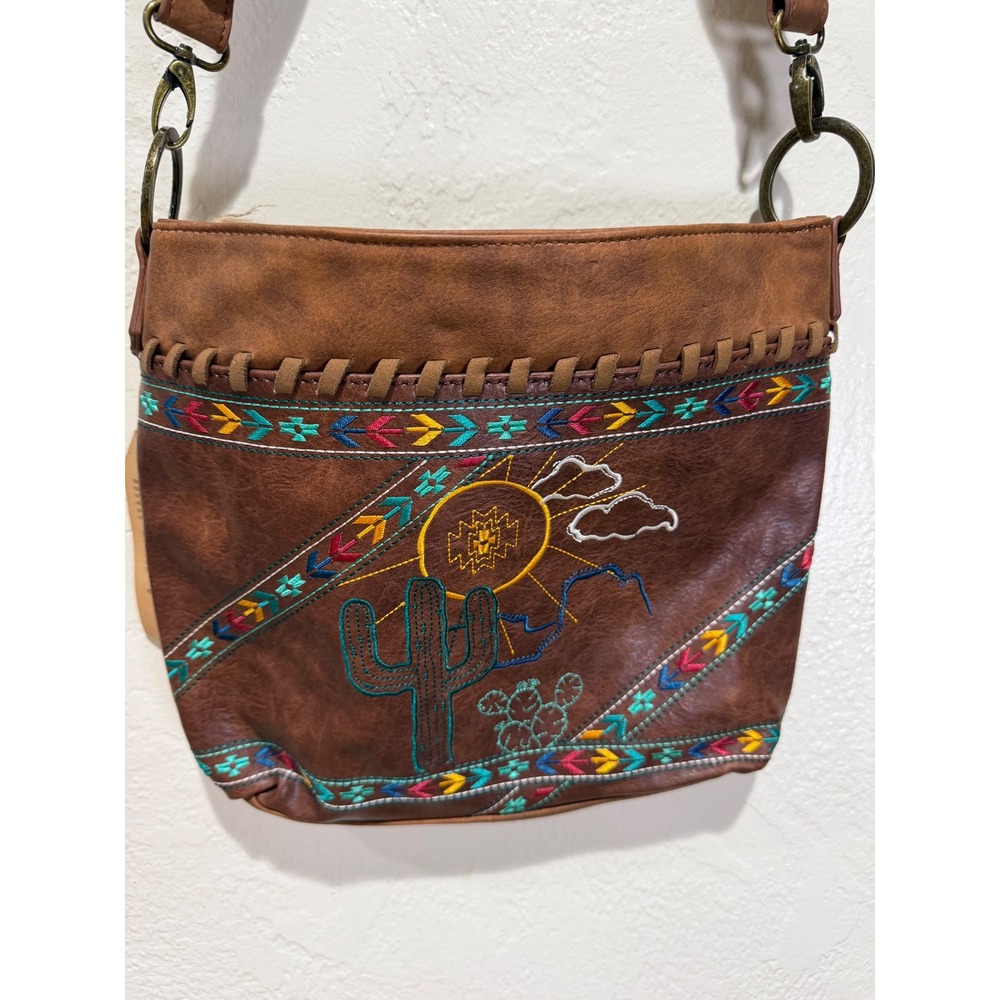 NWT catchfly Southwestern Embroidered Leather Crossbody Bag Brown Desert Boho